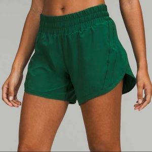 BNWT Lululemon Track That Mid-Rise Lined Short 5"